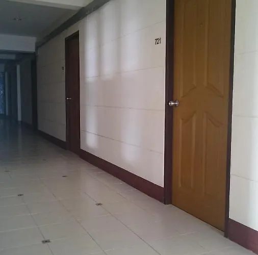 J.residence Hotel 4*